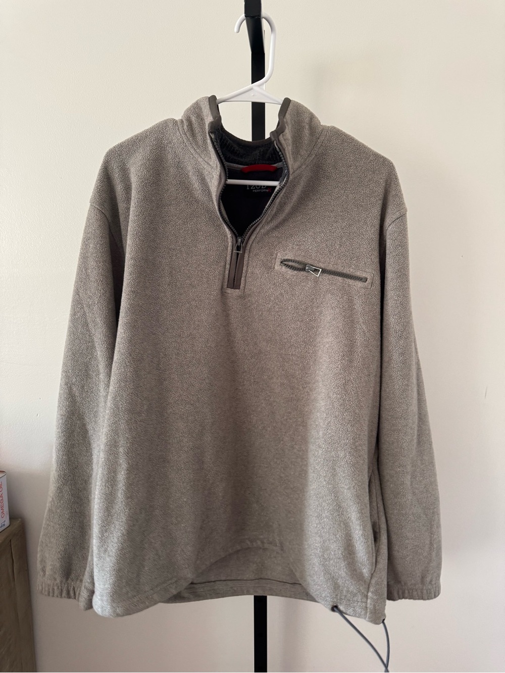 Izod Men's Taupe Gray Quarter-Zip Pullover